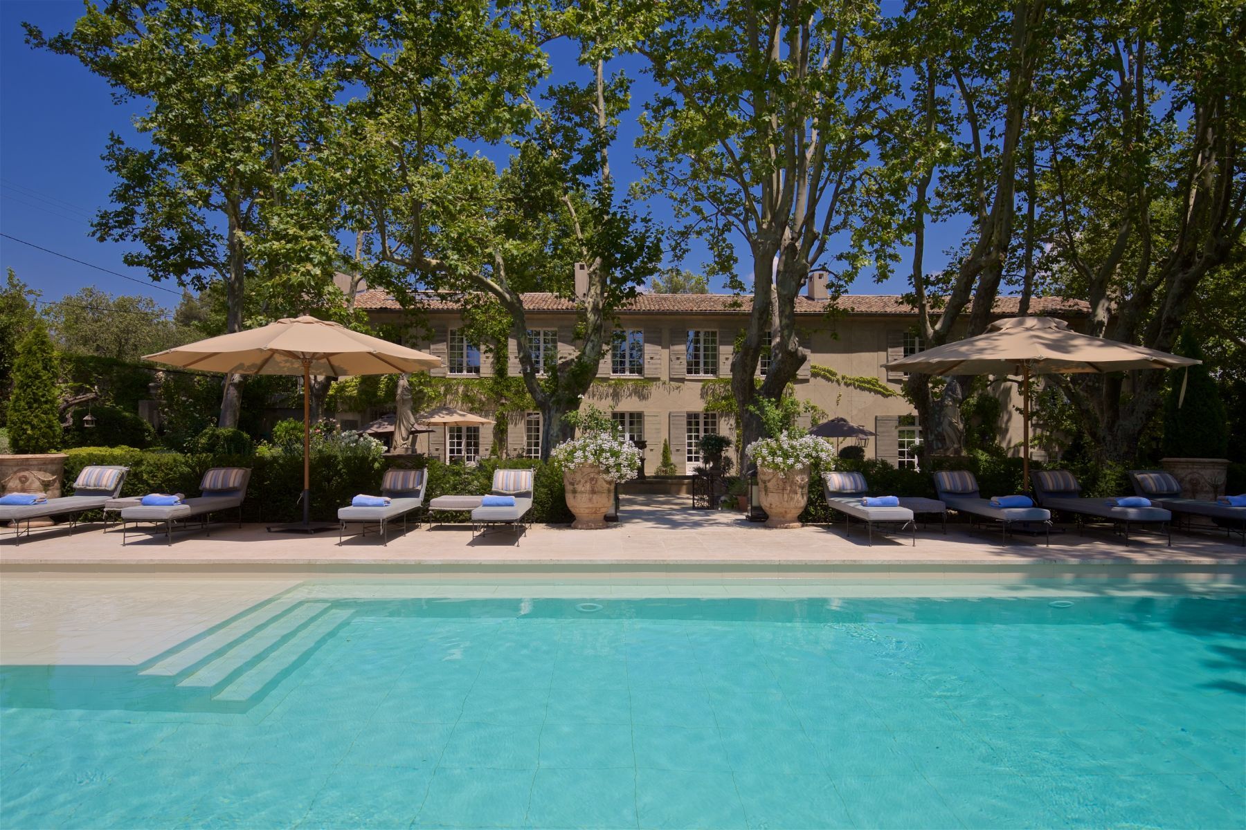Domaine de Beau-Fleurs villa photo.